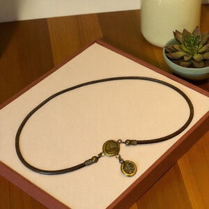 Vintage brown leather hip belt w/ brass hardware & inlaid stone size small